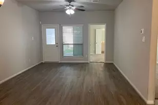 156 Camelot Pl Ct, Conroe, TX 77304 - Photo 18