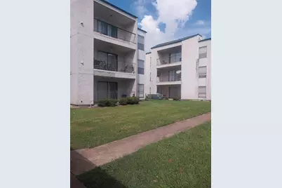 2816 S Bartell Drive #24, Houston, TX 77054 - Photo 1