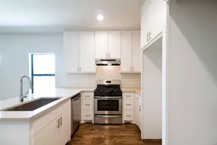 609 Boundary St, Houston, TX 77009 - Photo 2