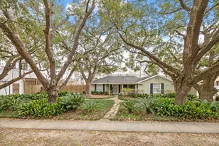 2739 Drexel Dr, Houston, TX 77027 - Photo 2