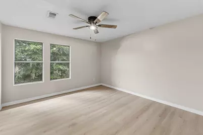 2521 Crosstimbers Street #2, Huntsville, TX 77320 - Photo 8