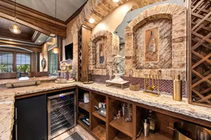 323 Tiki Dr, Tiki Island, TX 77554 - Photo 12