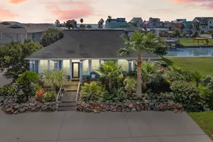 323 Tiki Dr, Tiki Island, TX 77554 - Photo 1