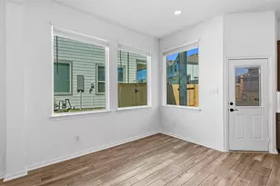 110 West Coralburst Loop, Montgomery, TX 77316 - Photo 6