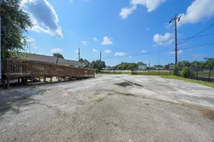 803 North Loop, Houston, TX 77022 - Photo 10