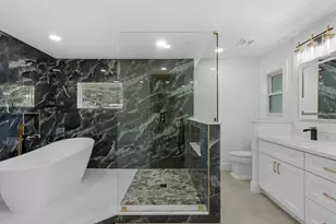 10514 Emnora Ln, Houston, TX 77043 - Photo 24