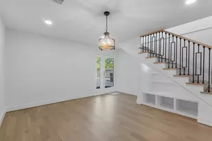 10514 Emnora Ln, Houston, TX 77043 - Photo 16