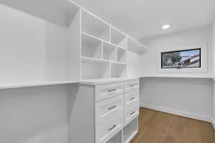 10514 Emnora Ln, Houston, TX 77043 - Photo 28