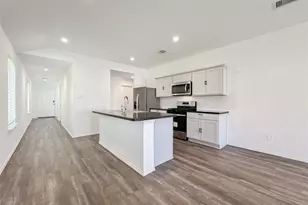 5715 Vintage Oakmont Dr, Houston, TX 77373 - Photo 10