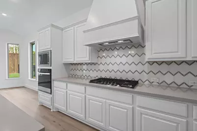 10014 Larkin Cove, Willis, TX 77318 - Photo 6