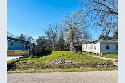 6610 Eastwood Street, Houston, TX 77021 - Photo 2