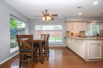 3814 Saint Michaels Court, Sugar Land, TX 77479 - Photo 14