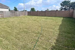 13221 Harbor Pt Dr, Texas City, TX 77568 - Photo 24