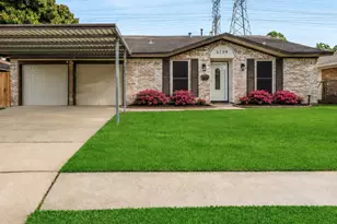 3708 Sunray Ln, Pasadena, TX 77503 - Photo 2