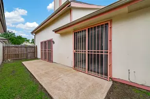 13431 Clarewood Dr, Houston, TX 77083 - Photo 28