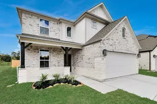 12047 Maple Oak Dr, Houston, TX 77066 - Photo 2