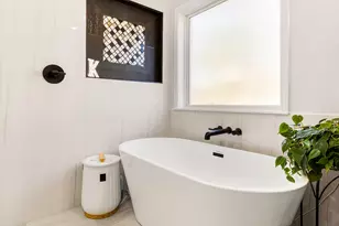 453 Southcreek Park, Livingston, TX 77351 - Photo 18