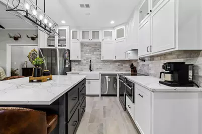 453 Southcreek Park, Livingston, TX 77351 - Photo 10