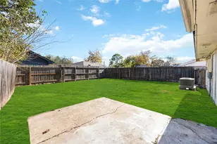 3811 Meadow Pl Dr, Houston, TX 77082 - Photo 22