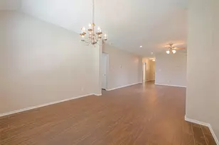 11 Yarrowdale Ct, The Woodlands, TX 77382 - Photo 10