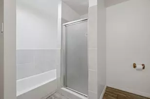 8706 Jason St, Houston, TX 77074 - Photo 16