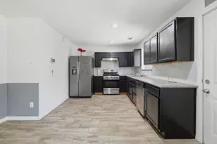8706 Jason St, Houston, TX 77074 - Photo 10