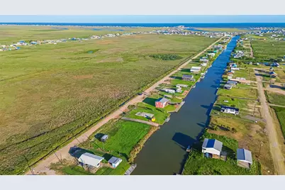 1870 Hall Road, Sargent, TX 77414 - Photo 44