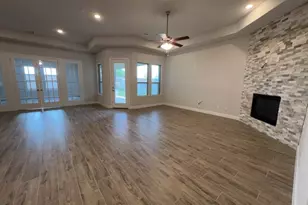5714 Caracara St, Manvel, TX 77578 - Photo 14