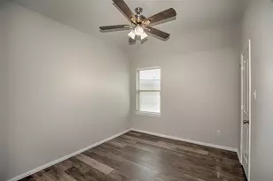 10642 Wagner St, Iowa Colony, TX 77583 - Photo 24