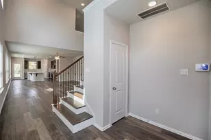 10642 Wagner St, Iowa Colony, TX 77583 - Photo 4