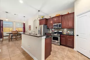 22415 Willow Creek Bridge Ln, Tomball, TX 77375 - Photo 8