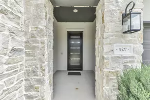 11927 Carillon Forest Dr, Humble, TX 77346 - Photo 2
