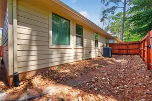 11231 Burning Tree Dr, Montgomery, TX 77356 - Photo 32