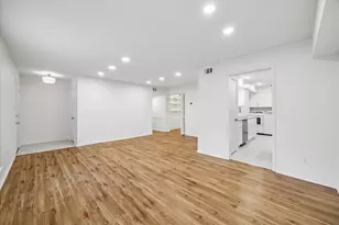 357 N Post Oak Ln, Houston, TX 77024 - Photo 4