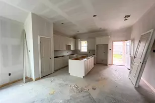 15819 Red Maple Ln, Santa Fe, TX 77517 - Photo 2