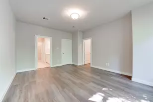 6619 Ezzard Charles Ln, Houston, TX 77091 - Photo 28