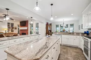 32027 Meadow View Ln, Waller, TX 77484 - Photo 16