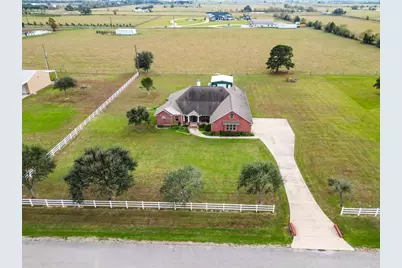 32027 Meadow View Lane, Waller, TX 77484 - Photo 2