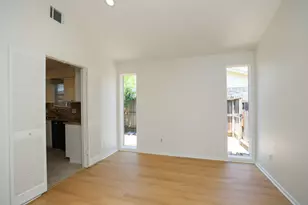 14103 Overbrook Ln, Houston, TX 77077 - Photo 4