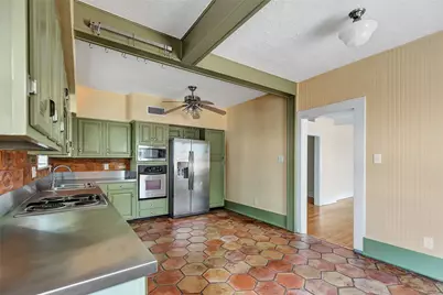 1316 Hyde Park Boulevard, Houston, TX 77006 - Photo 10