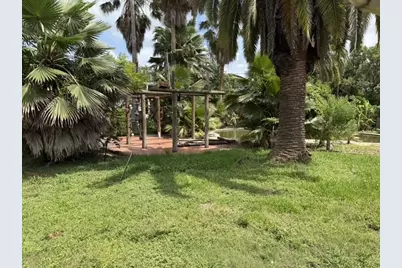 1813 Cove Park, Kemah, TX 77565 - Photo 1