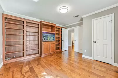 513 Meadow Bend Drive, Friendswood, TX 77546 - Photo 14
