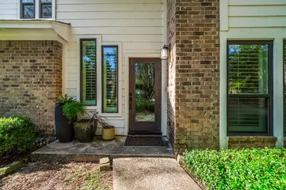 7 Elwood Hills Court, The Woodlands, TX 77381 - Photo 6