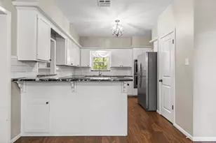 7 Elwood Hills Ct, The Woodlands, TX 77381 - Photo 16