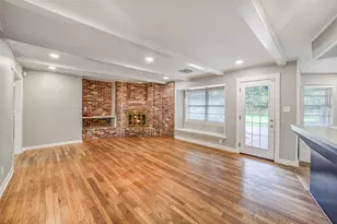 1655 Imperial Crown Dr, Houston, TX 77043 - Photo 10