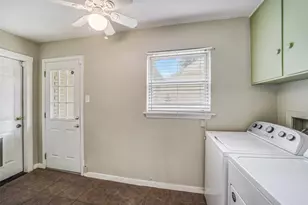 1655 Imperial Crown Dr, Houston, TX 77043 - Photo 22