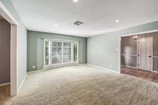 1655 Imperial Crown Dr, Houston, TX 77043 - Photo 6
