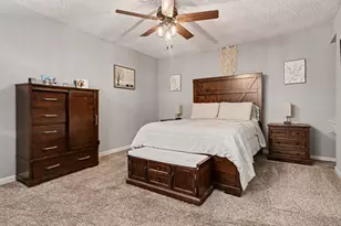 705 Meadowlark Ln, Baytown, TX 77521 - Photo 12