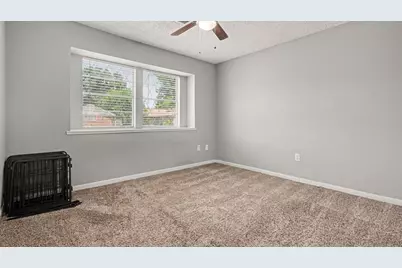 705 Meadowlark Lane, Baytown, TX 77521 - Photo 16