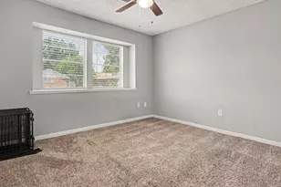 705 Meadowlark Ln, Baytown, TX 77521 - Photo 16